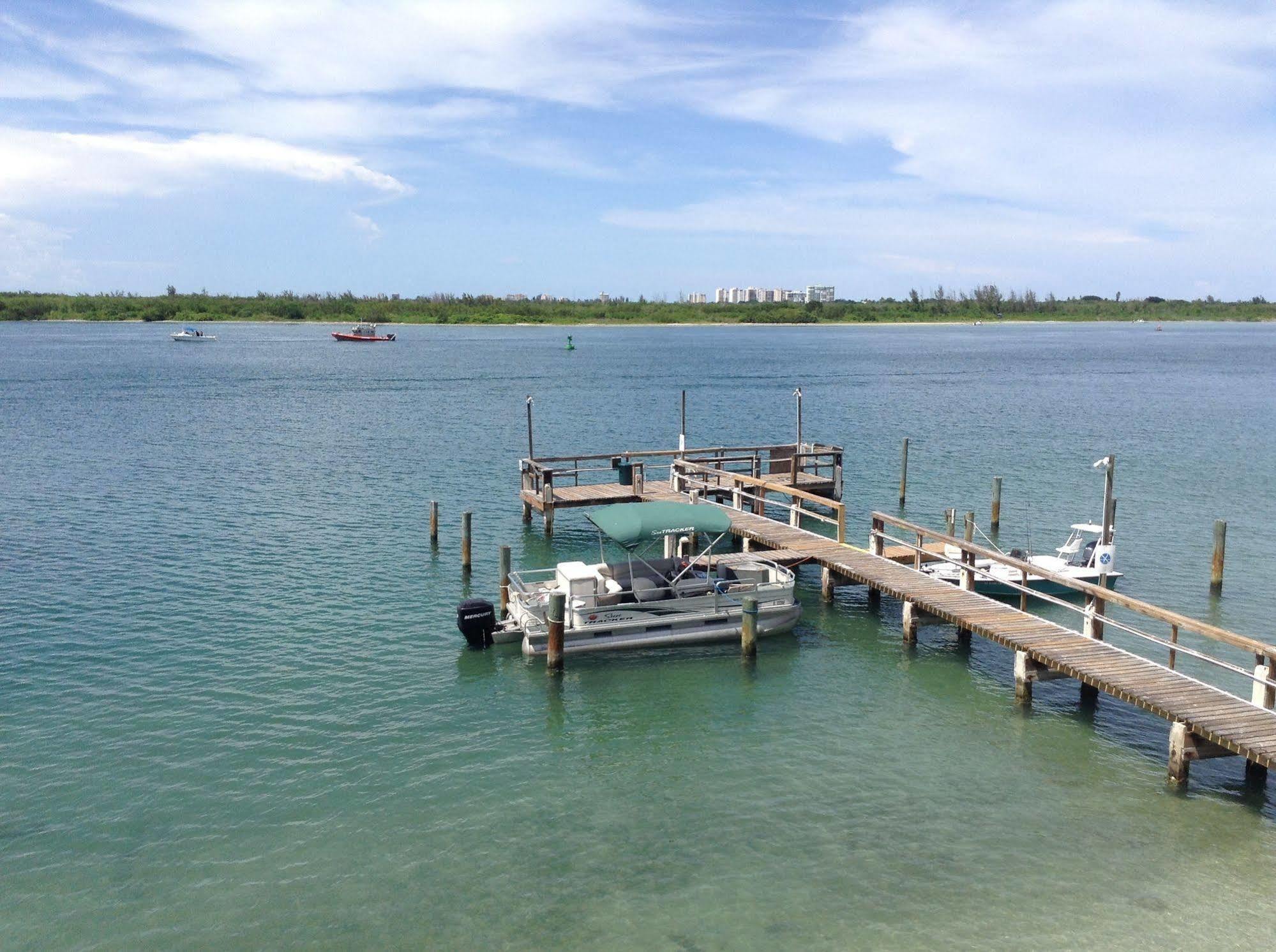 Dockside Inn&Resort Fort Pierce Exterior foto